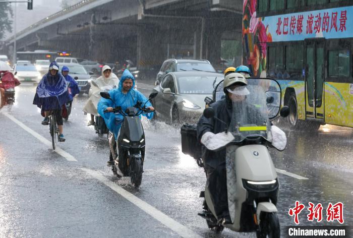 周末北京预计有明显降雨 局地累计雨量可达大暴雨  第2张