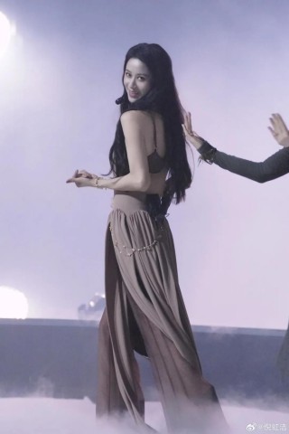 倪虹洁，不想再做傻子